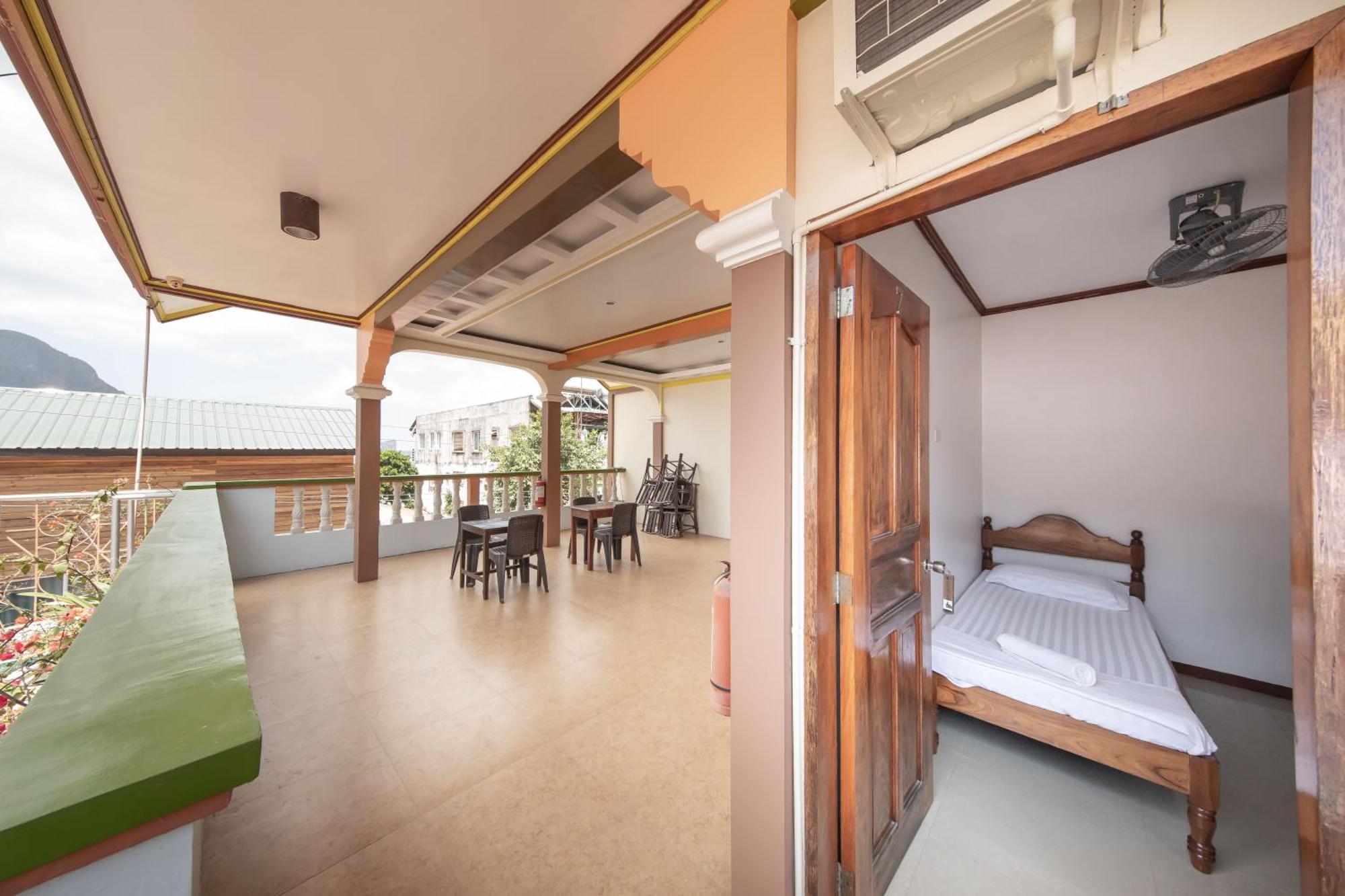 Zaniya'S Pension Langi-langiban Luaran gambar